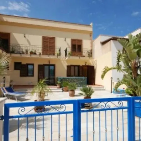 Senia Vacanze Apartment